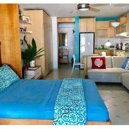 Cozy Beachfront Studio San Juan Buitenkant foto
