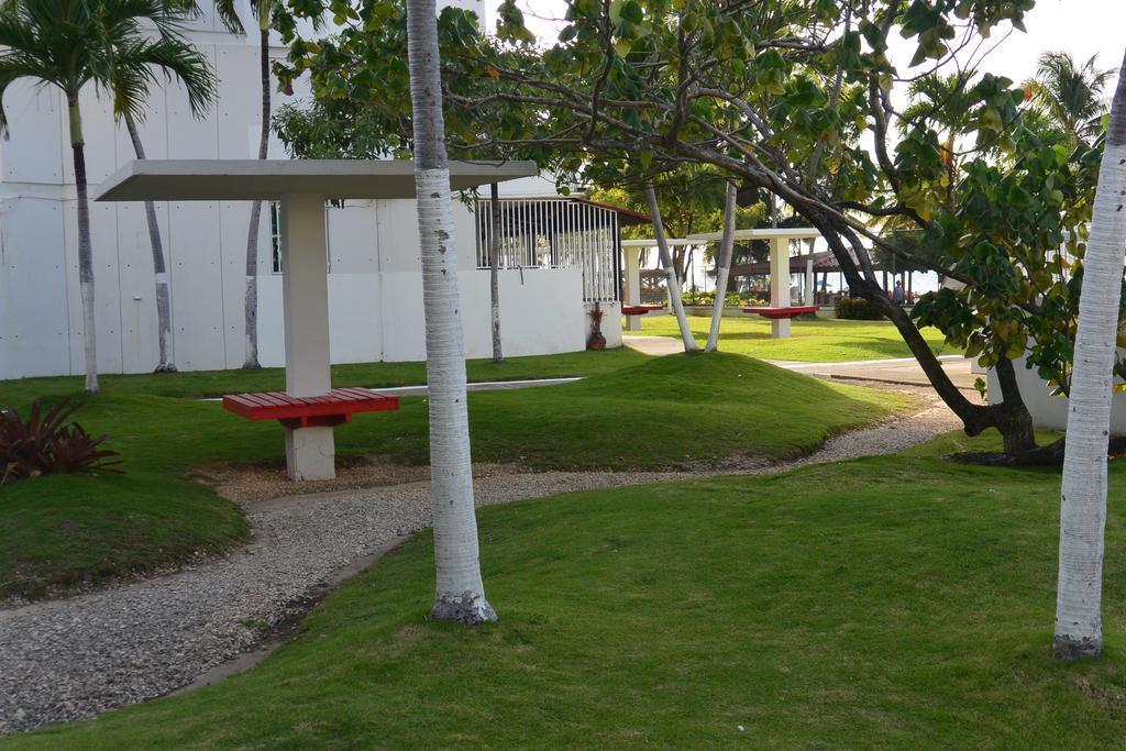Cozy Beachfront Studio San Juan Buitenkant foto